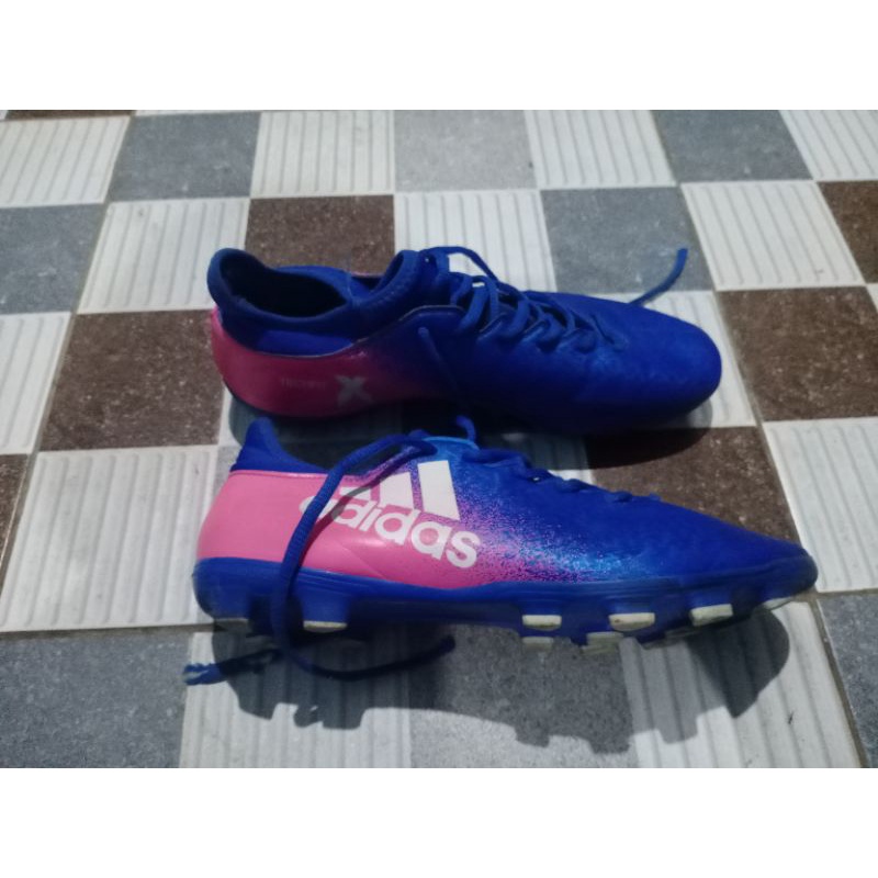 sepatu bola bekas preloved Adidas techfit x