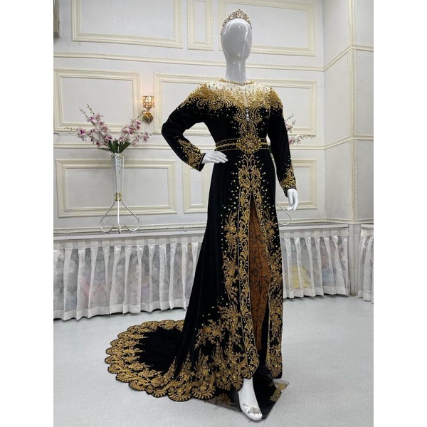 KEBAYA MODERN BLUDRU HITAM GOLD