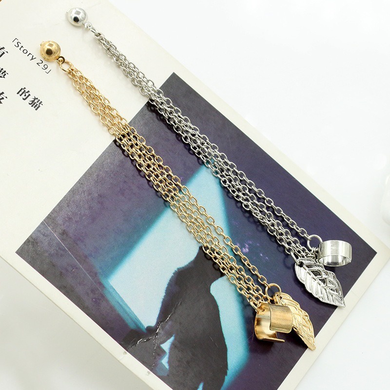 Anting Rumbai Panjang Multi Layer Bentuk Daun Gaya Punk Untuk Wanita