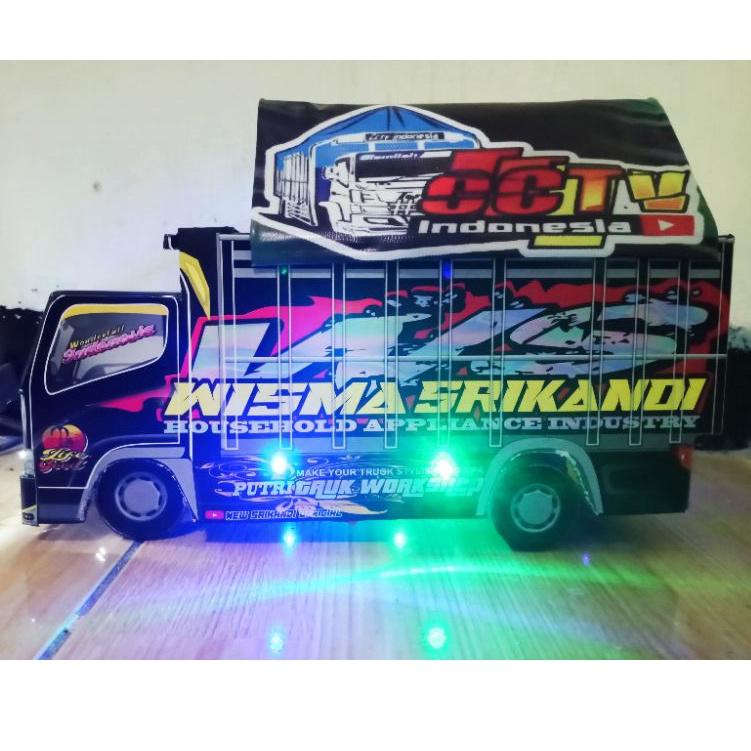Paling Diminati.. Miniatur Truk Oleng Kayu Wisma Srikandi murah full oleng