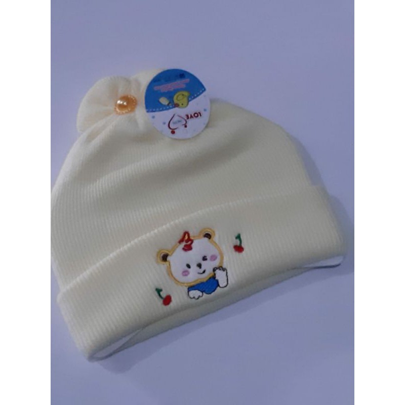 TOPI RAJUT HALUS  UNTUK BAYI .