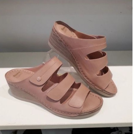 sandal wedges wanita soft cushion bata