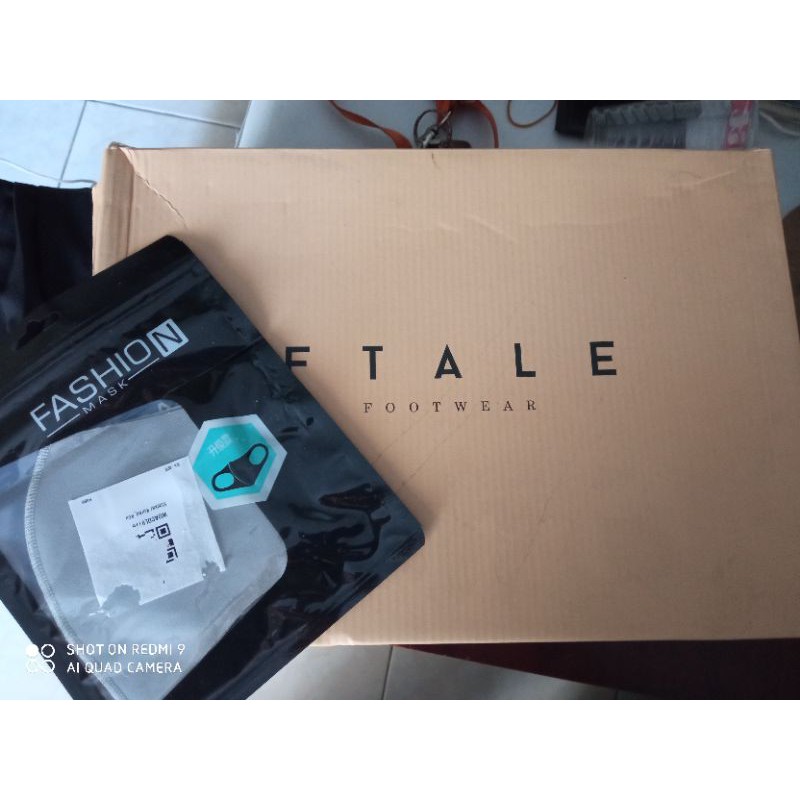 FTALE SEPATU HITAM PRIA BARU