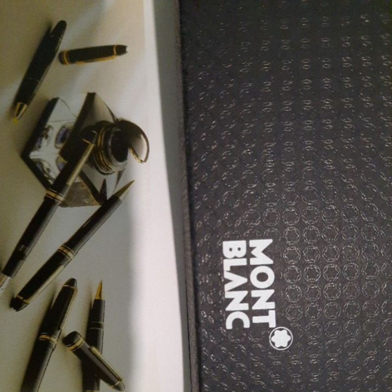 

BALLPOINT MONTBLAC MISTERSTUCK GOLD - HITAM asli GERMAN