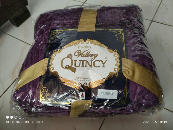 Selimut Bulu Polos Vallery Quincy Halus Lembut Panjang Ukuran 160x200 Dewasa Murah - Ijn Plaza