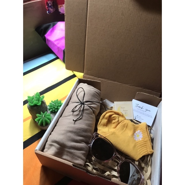 Hampres Cardigan / Paket Kado / Spesial Gift / Kado cewek / Ulang Tahun / Wisuda