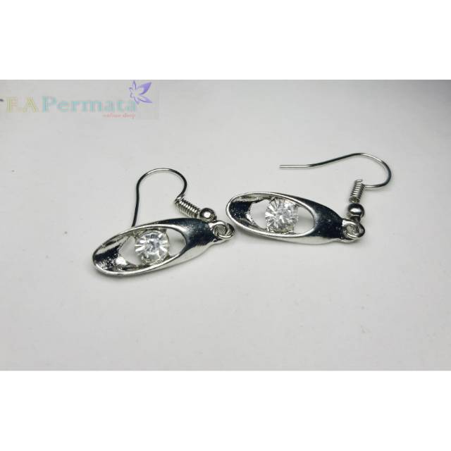 ANTING GIWANG WANITA AMERICAN DIAMOND