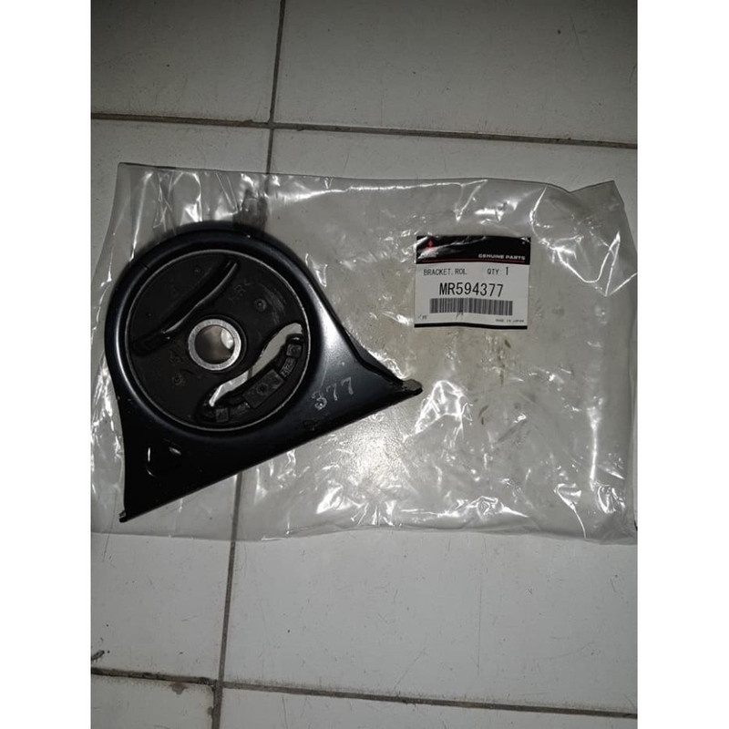 Engine Mounting Dudukan Mesin Depan Mitsubishi Grandis ASLI KTB!