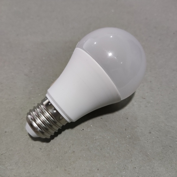 Bohlam Lampu LED 12W Putih | 12 watt AC 220 - 240V Hemat Energy