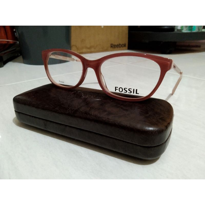 kacamata fossil nwot with case ori