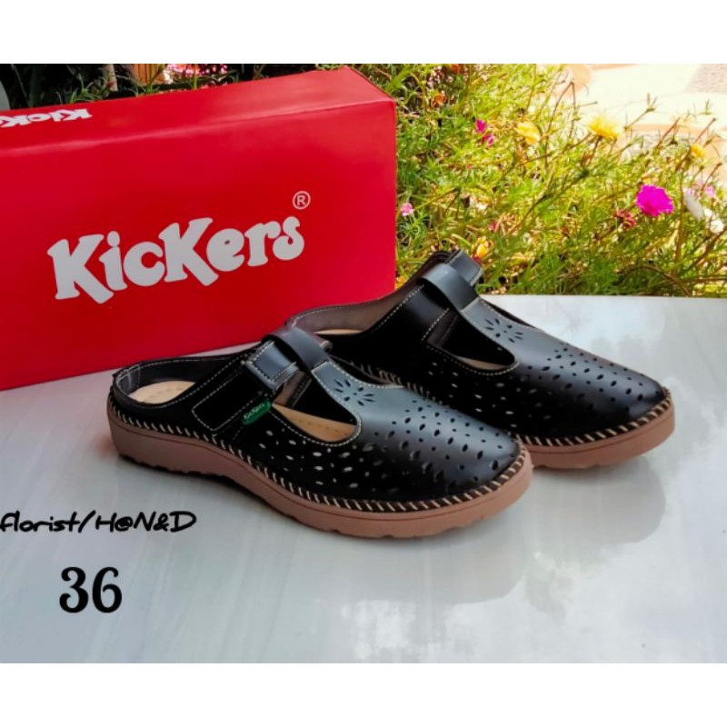 Fashion sandal  selop wanita kickers