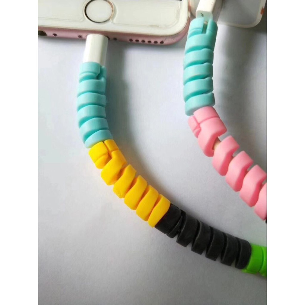 2pcs Cover Pelindung Kabel Data/Charger Bahan Lembut Untuk