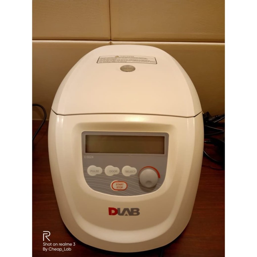 HIGH SPEED MICRO CENTRIFUGE DLAB D3024