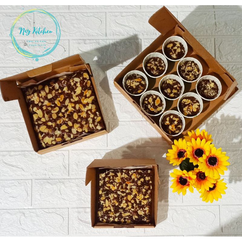

Premium Fudgy Brownies ukuran 18x18