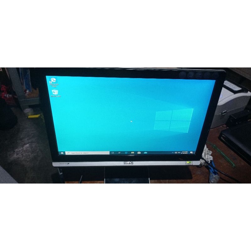 Monitor Benq 19 in minus