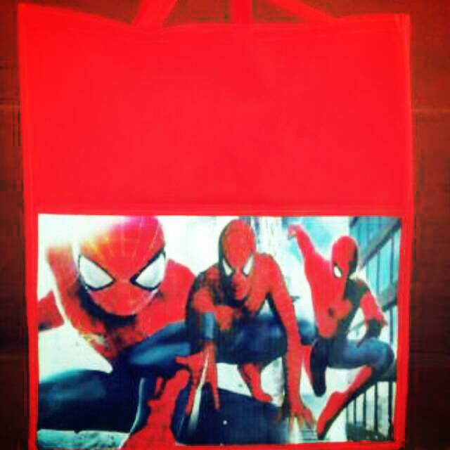 Tas ulang tahun spiderman