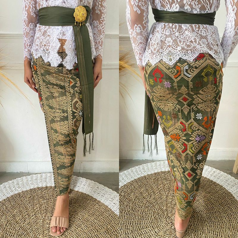 Kebaya Bali By Ani Kamen Jadi Bordir + Selendang