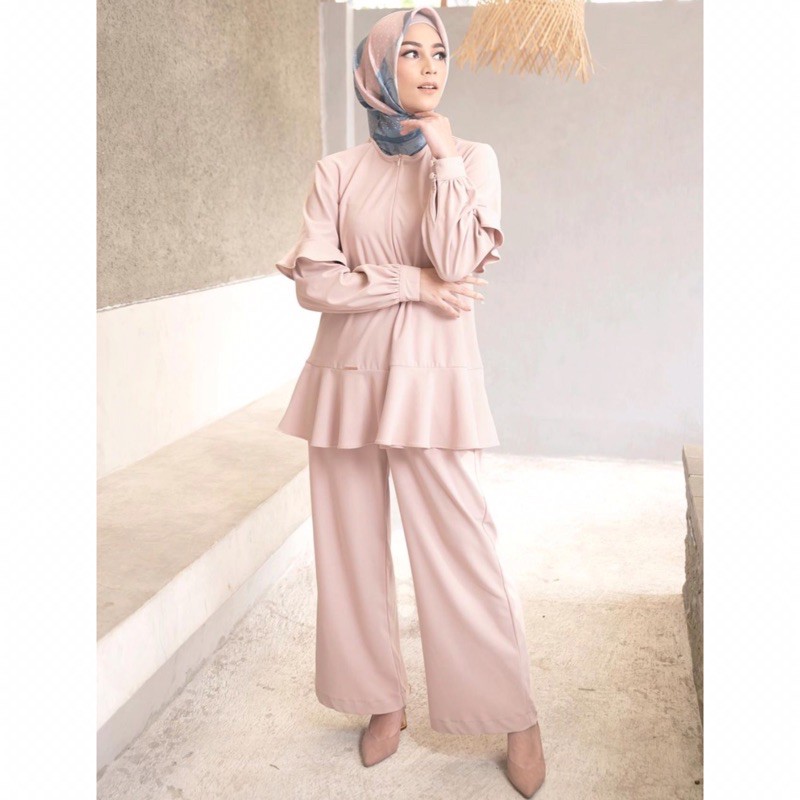 Dandelion Knit by Wearing Klamby