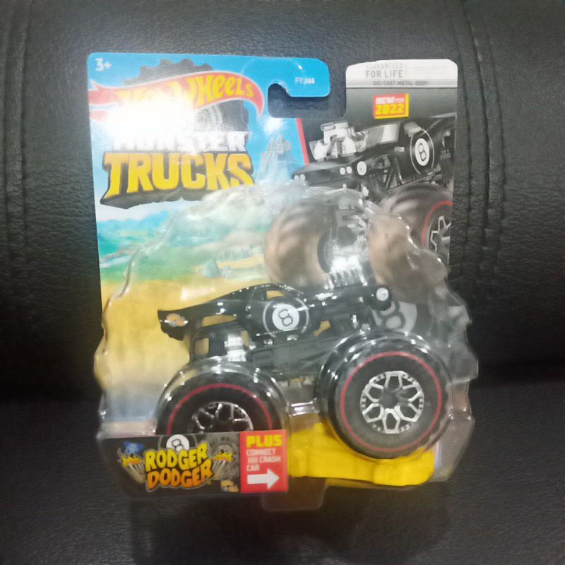 rodger dodger monster trucks hotwheels hitam treasure hunt