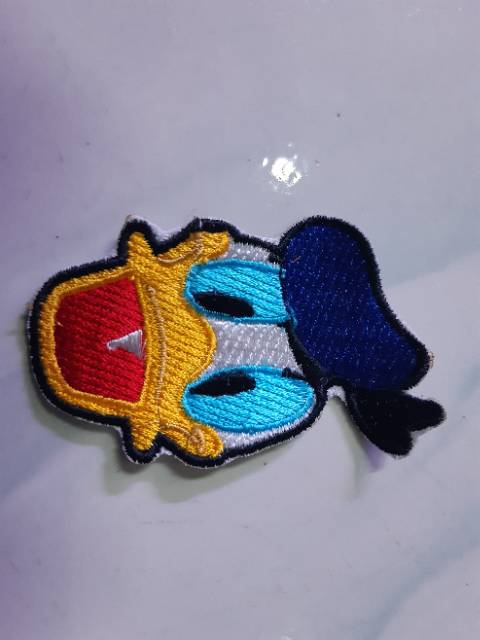 emblem patch bordir donald duck