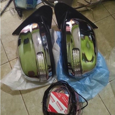Spion Luxio 1 set dengan tombol retract