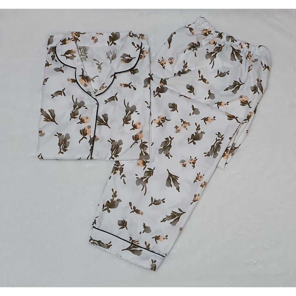 BAJU TIDUR MOTIF COCO DAUN TANGAN PENDEK CELANA PENDEK HP / PIYAMA MOTIF COCO DAUN-MELATI PUTIH