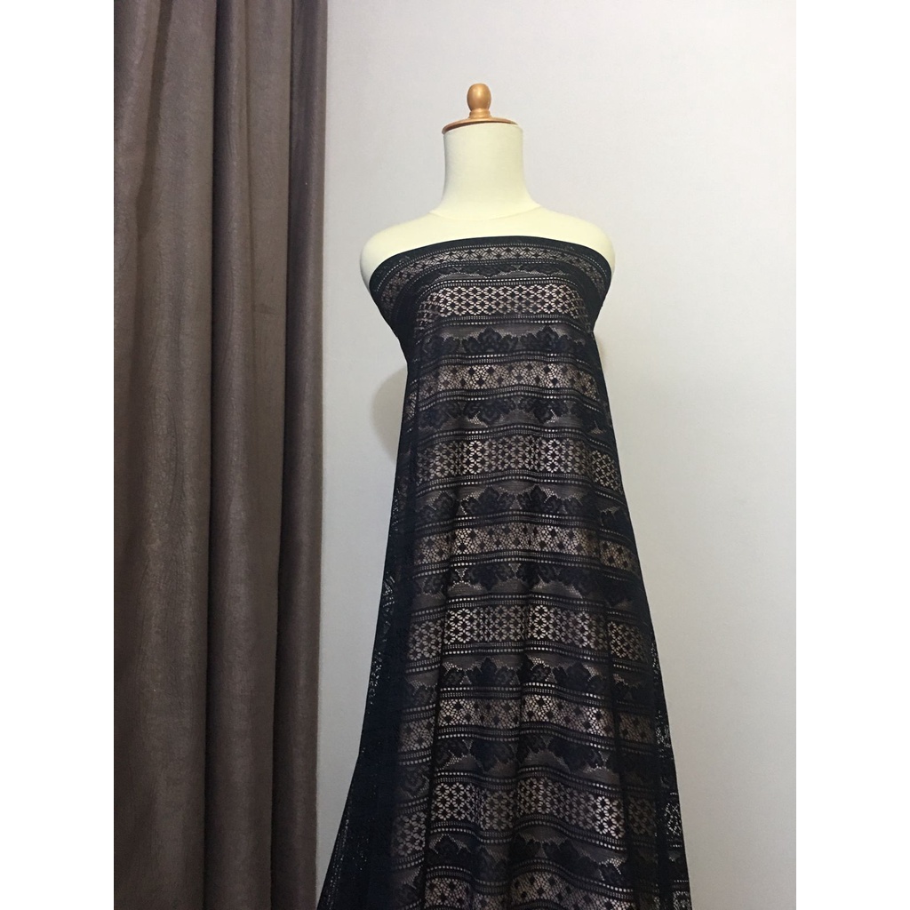 Kain Brokat Lace Salur Crown Meteran Mewah Premium Warna Hitam Black