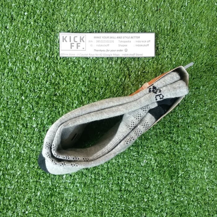 KAOS KAKI SEKOLAH/ KAOS KAKI OLAHRAGA ORTUSEIGHT SWIFT SOCKS L - GREY