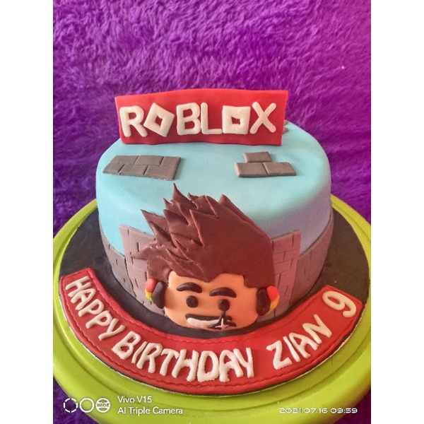 

cake Roblox Full fondant