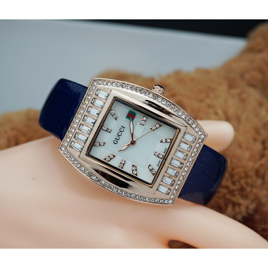 Jam Tangan Wanita Gucci Tali Kulit