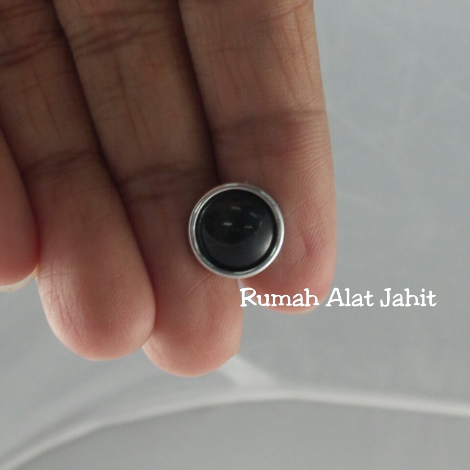 Kancing Akrilik Bulat Polos 12mm