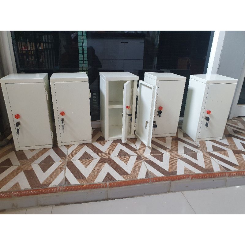 Lemari Narkotik Kecil