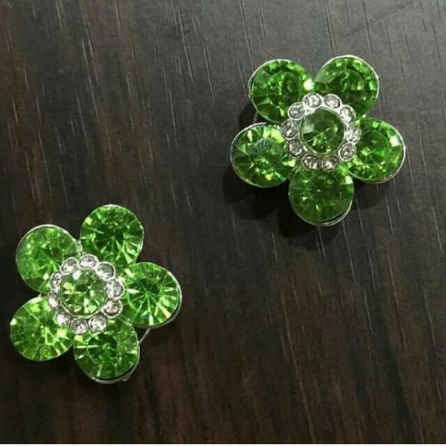 Pin popits flower green
