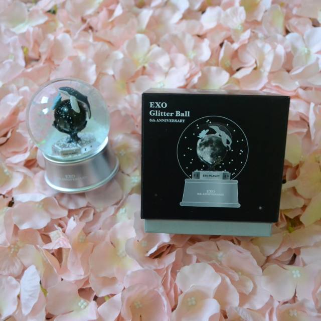 EXO 8th ANNIVERSARY GOODS