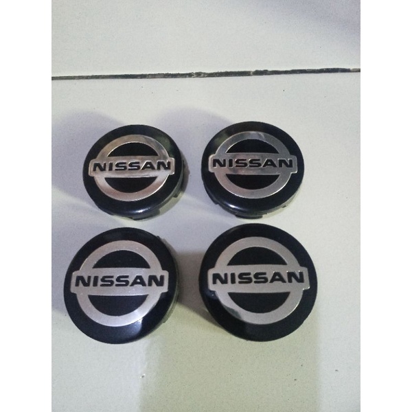 Tutup dop velg center  Nissan hitam  6 cm