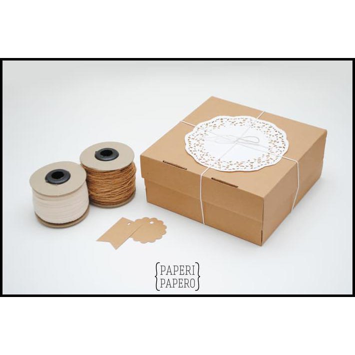 

Cake Box - Kotak / Dus / Boks Kue Bolu (18 X 18 X 8 Cm )