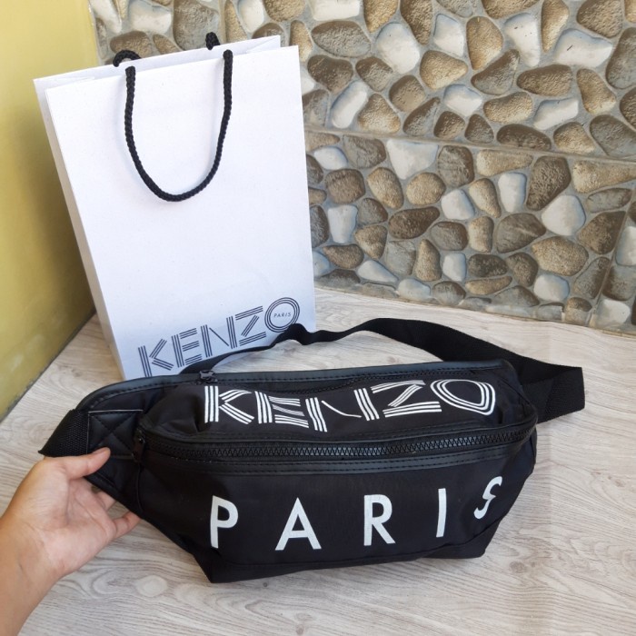 

BISA BAYAR DITEMPAT Kenzo Bumbag Free Paperbag Waistbag Pria Unisex Murah Tas Pinggang TERLARIS