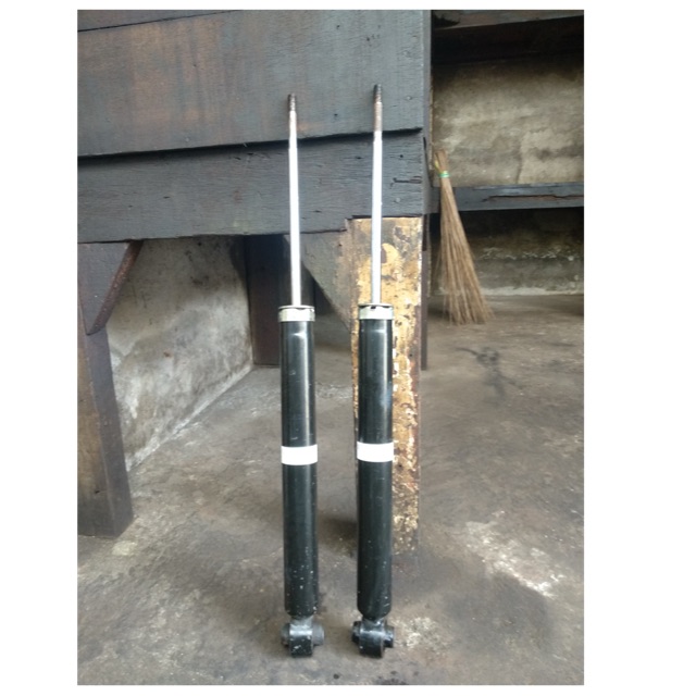 Shockbreaker Honda odyssey belakang th 2000