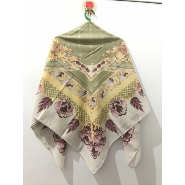 PRELOVED RIAMIRANDA SCARF