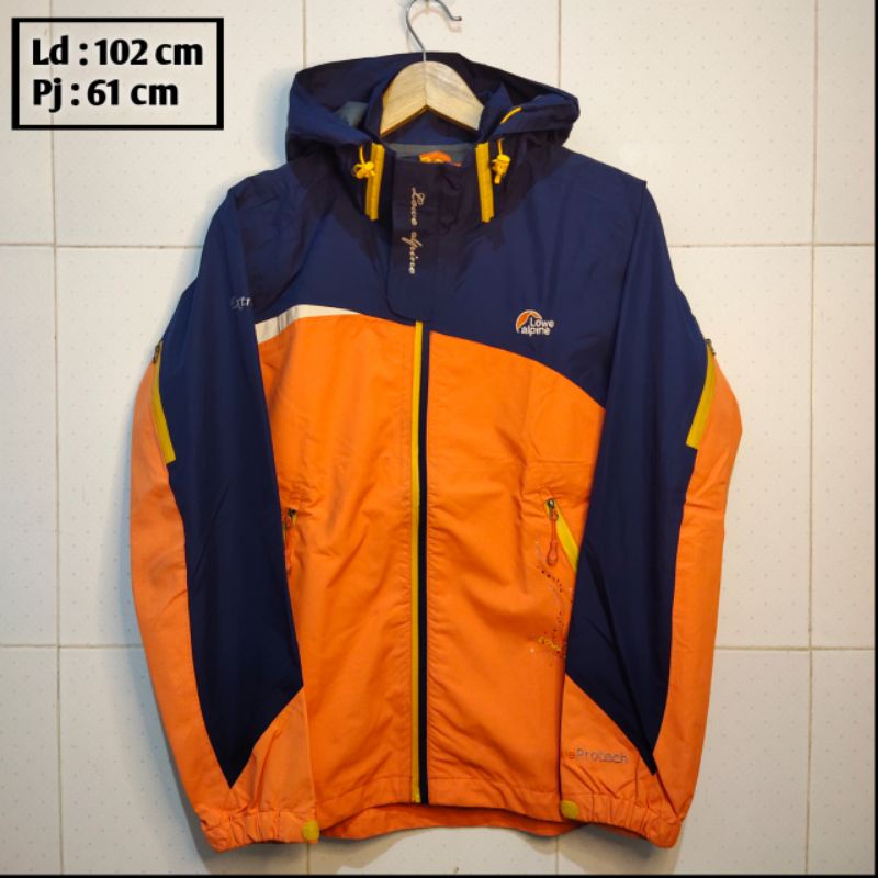 LOWE ALPINE preloved branded jaket pria wanita cewek cowok thrift pl bekas second jacket parasut out