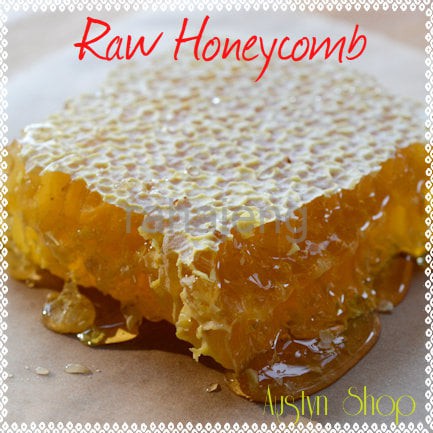 

Madu Murni Dalam Sarang Yang Belum Diolah - Raw Honeycomb