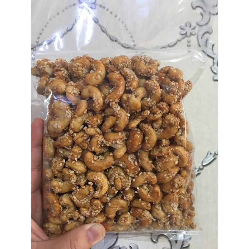 

Kacang Mede Rasa Wijen