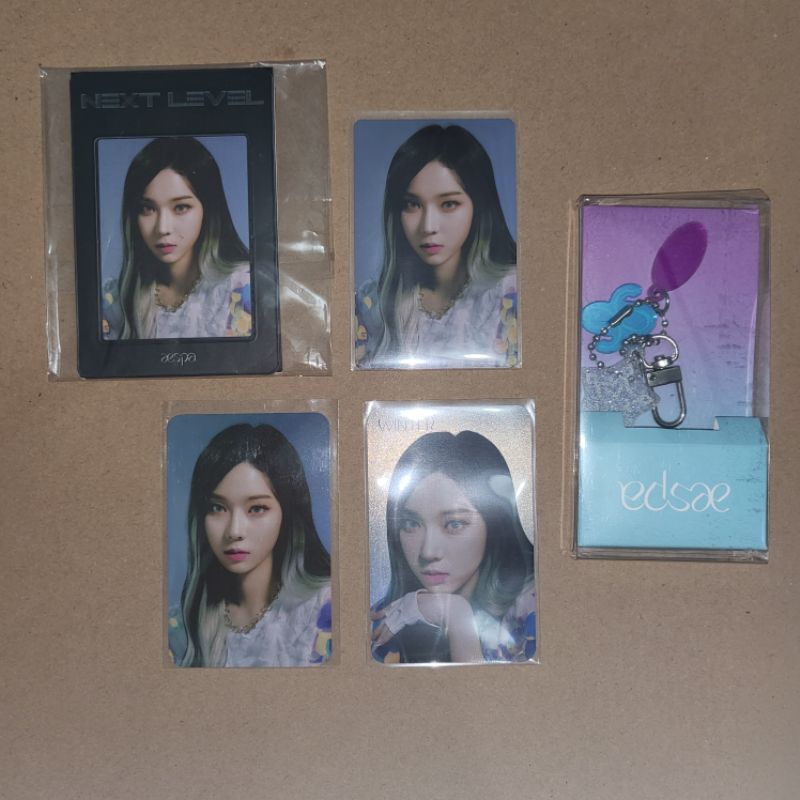 aespa Next Level MD Winter Set (Photocard Holo, Photo Magnet, Acrylic Keyring)