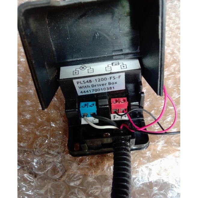 driver LED 220vac - 12v - 58wat merek Philips lengkap dgn fan
