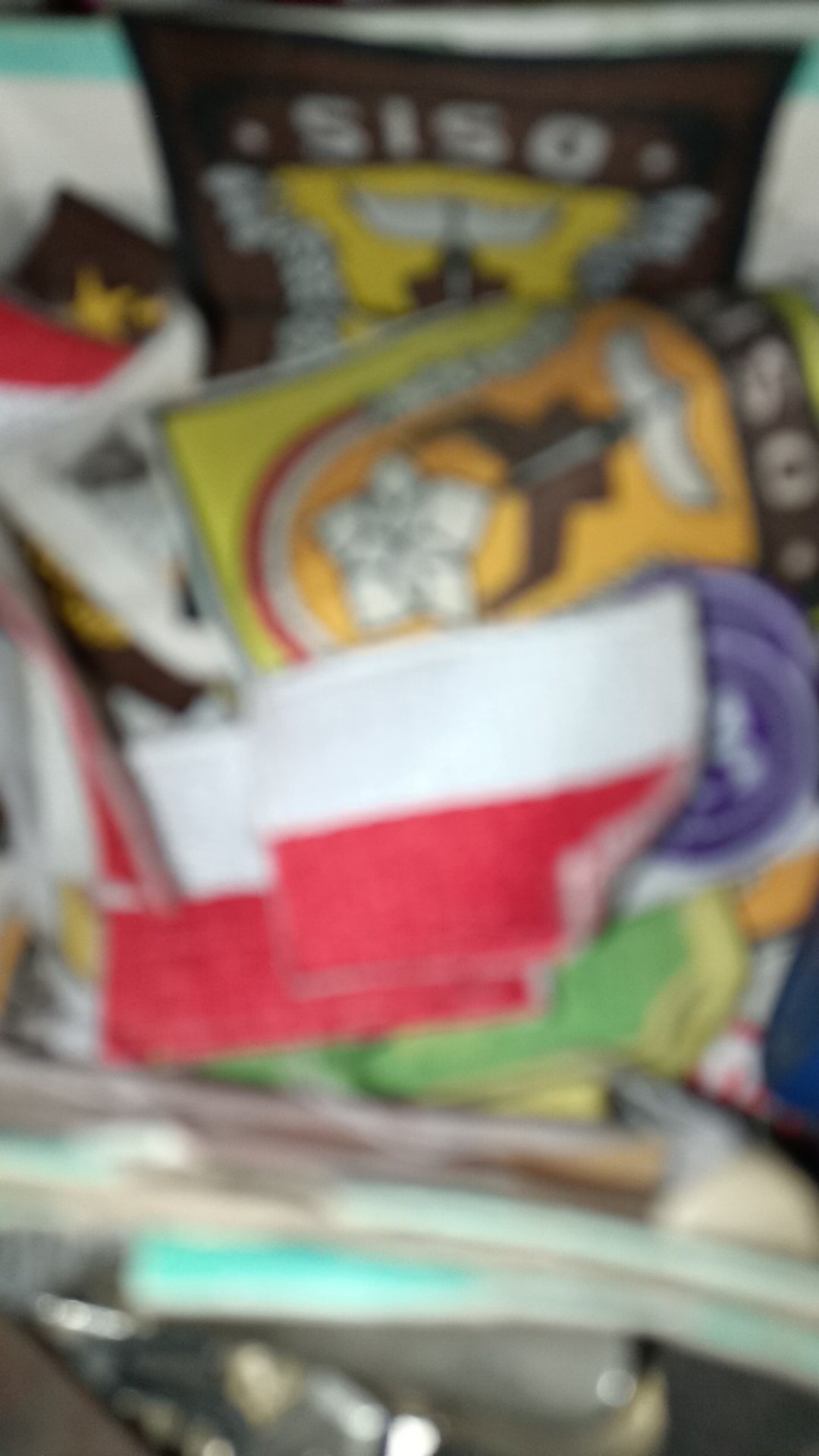 Bedge Woven Seragam Sekolah