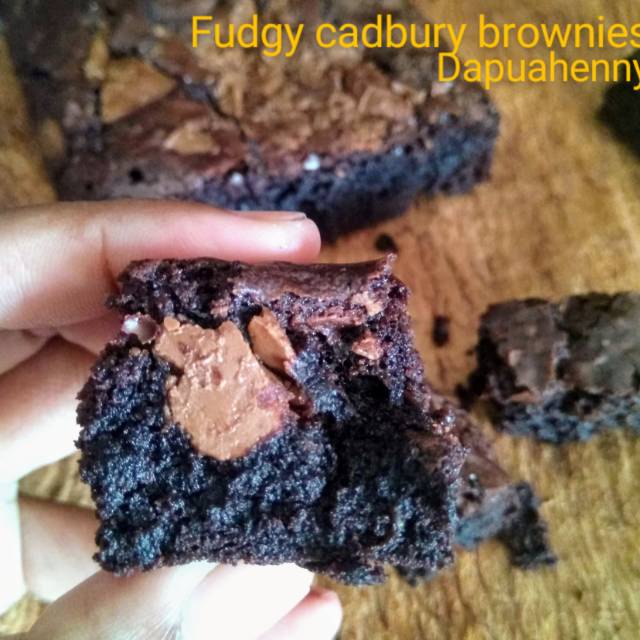 

Fudgy cadburry brownies