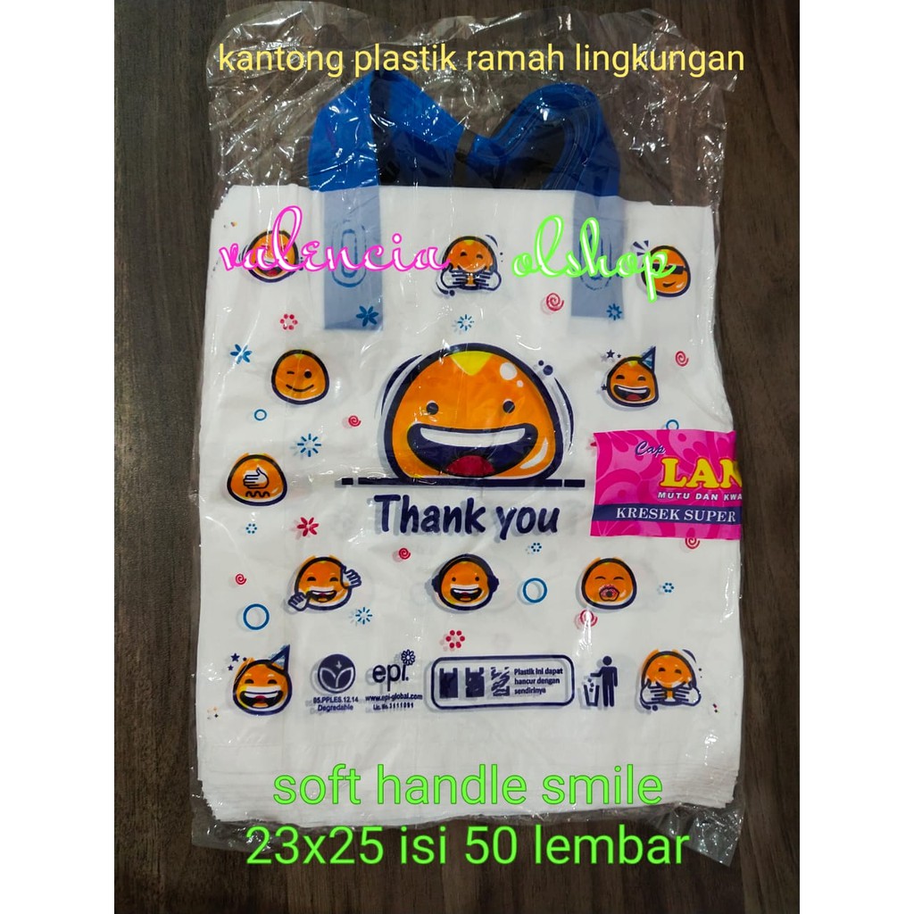 

soft handle smile ukuran 23 x 25 @ 50 lmbr