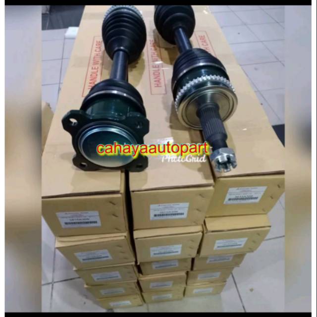 Drive shaft CV joint Mitsubishi Triton HDX original OEM
