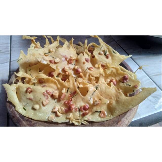 

Peyek Kacang Renyah "Teh Eneng