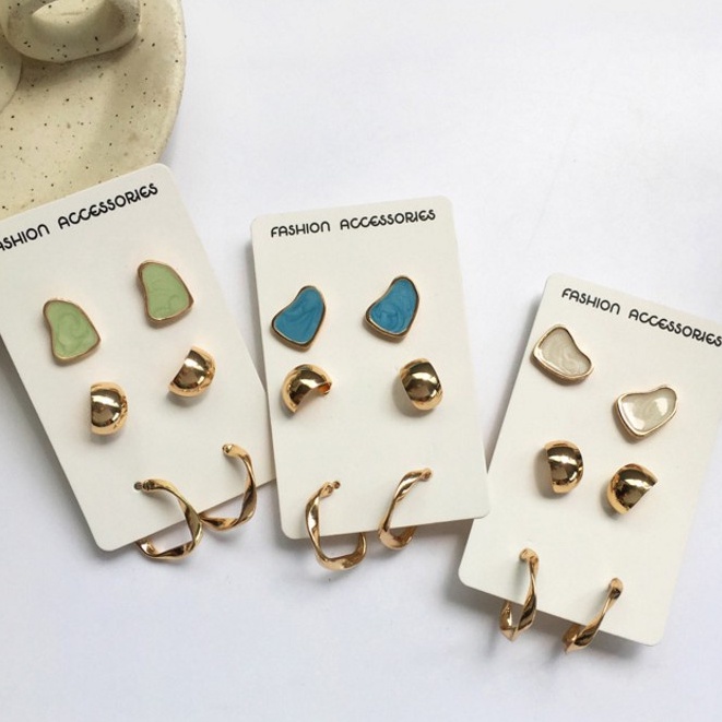 3 Pcs Anting Kombinasi Bentuk C Warna Permen